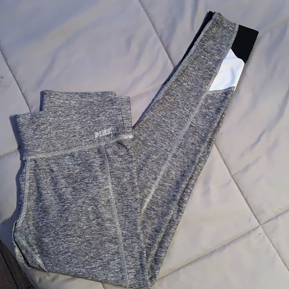 PINK VICTORIA SECRET YOGA LEGGINGS. - Picture 8 of 8